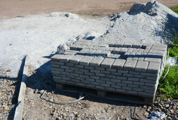 Mastering Mortar and Stone: A Comprehensive Guide to Brick Laying Construction